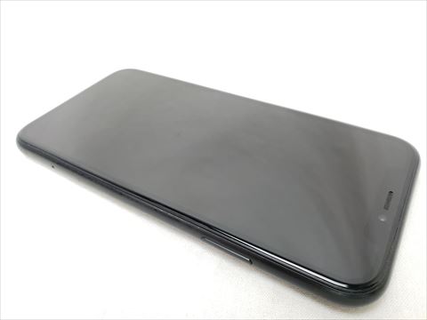 iPhoneXR 64GB ブラック /MT002J/A docomo 【SIMロック解除品】 各サイトで併売につき売切れのさいはご容赦願います。