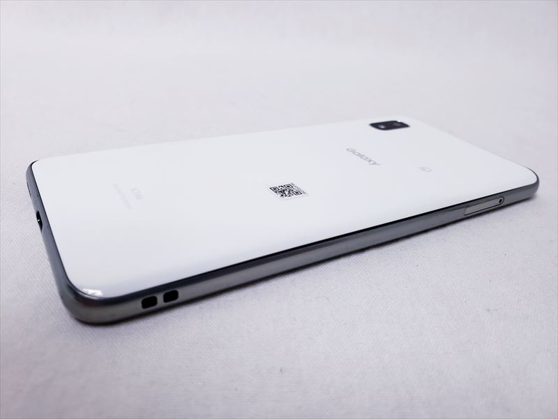 SCV46 ホワイト /Galaxy A20 【SIMロック解除品】 各サイトで併売