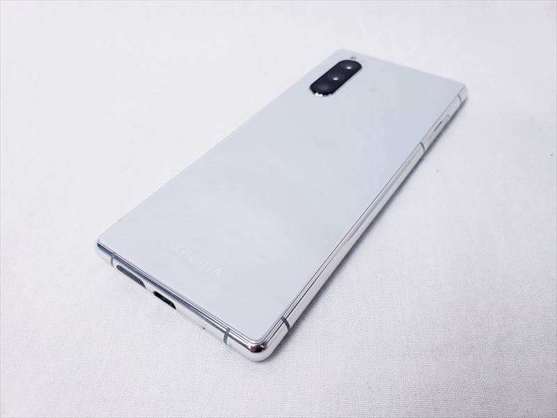 901SO グレー /Xperia 5 【SIMロック解除品】 各サイトで併売につき