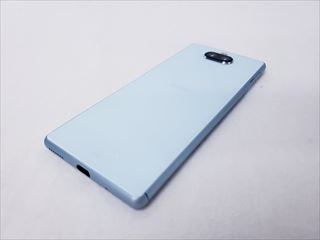 スマートフォン/携帯電話【美品】Xperia8 　端末　au