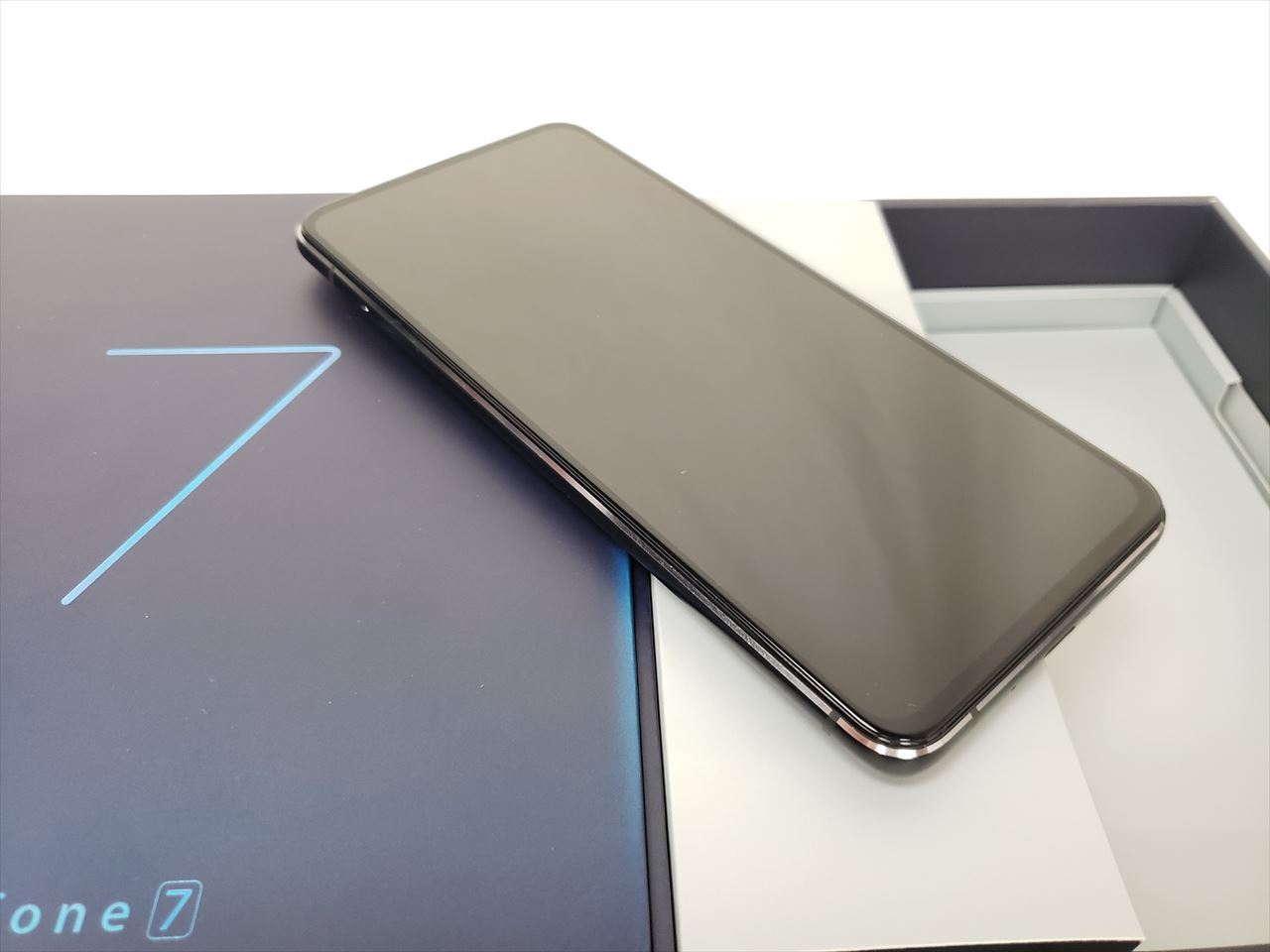 Zenfone 7 5G 128GB オーロラブラック | www.darquer.fr