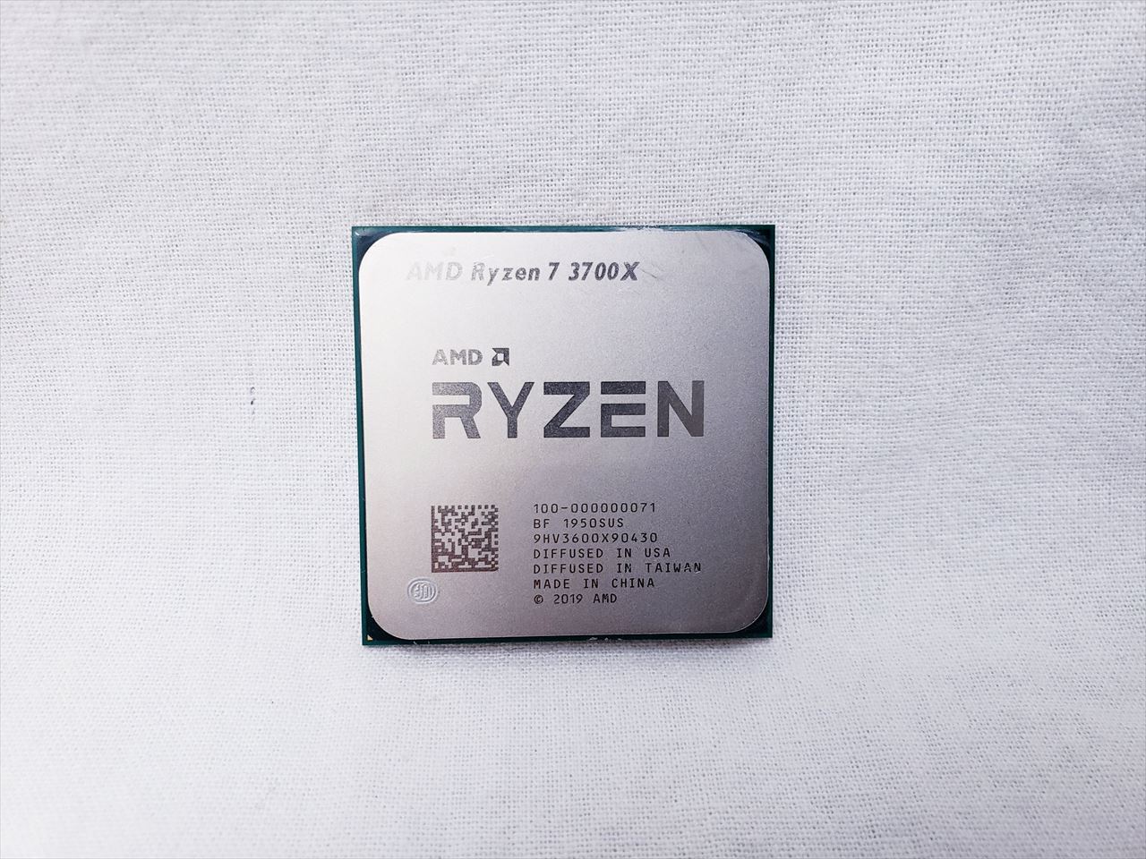 Socket AM4 AMD Ryzen 7 3700X バルク-