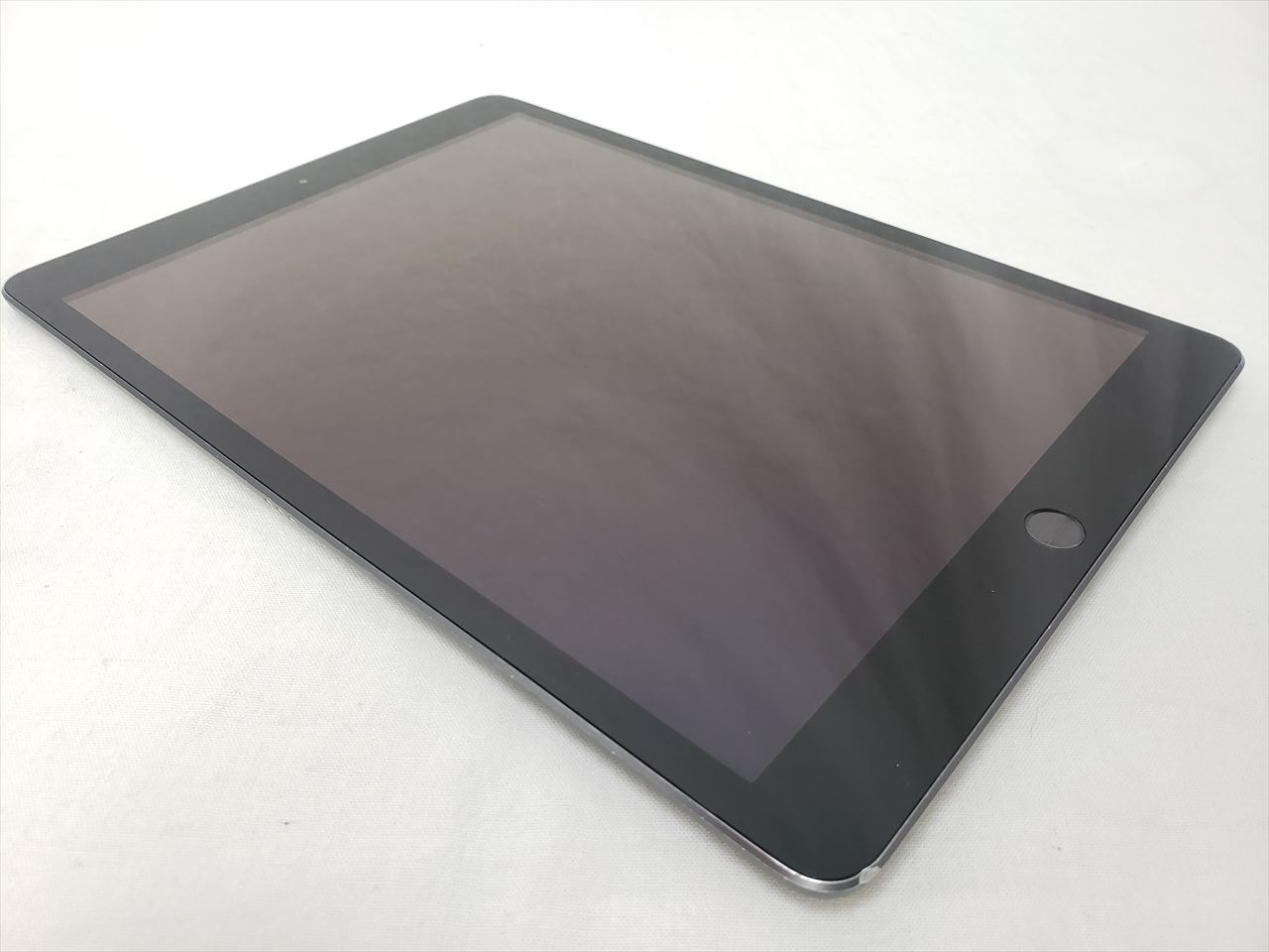 新作即納iPad 第7世代 Wi-Fi 32GB グレイ MW742J/A タブレット