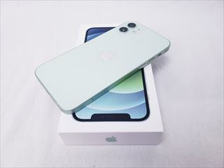 iPhone12 128GB グリーン /MGHY3J/A docomo 【SIMロック解除品】 各サイトで併売につき売切れのさいはご容赦願います。