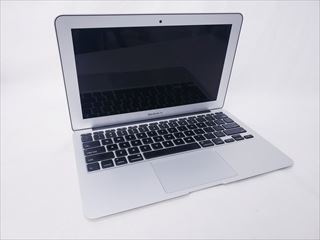 MacBook Air 11.6/1.3/8GB/256Flash/JPN (Mid 2013 MD711J/A CTO） 各サイトで併売につき売切れのさいはご容赦願います。