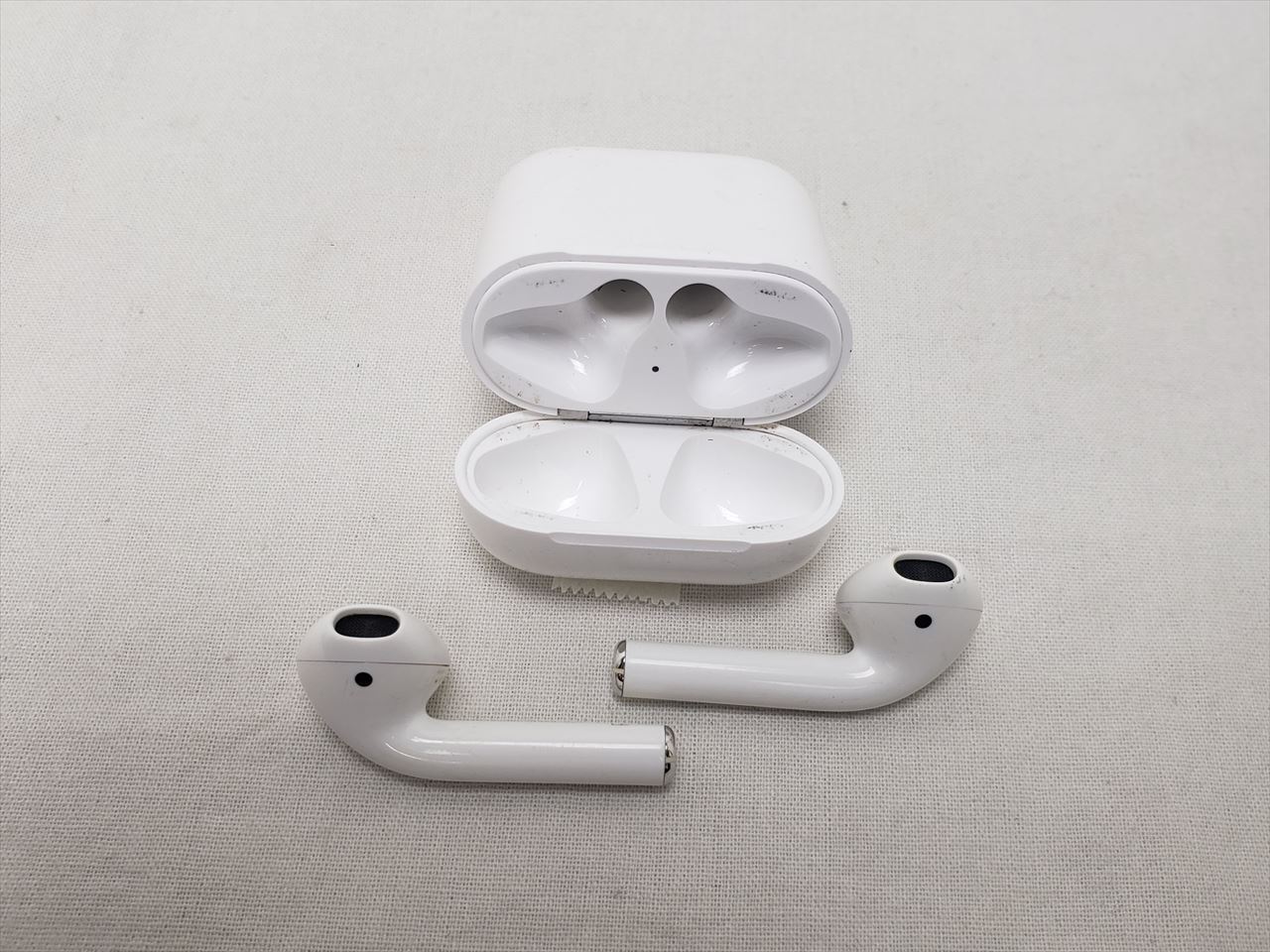 AirPods 第2世代 with Charging Case MV7N2J/A 各サイトで併売につき売切れのさいはご容赦願います。 |  Bluetooth | ヘッドセット | イヤホン/ヘッドホン/マイク | PCパーツと自作パソコン・組み立てパソコンの専門店 | 1's PCワンズ