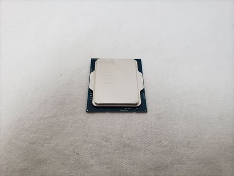 Celeron G6900T バルク (P-core 2(2.8GHz)/2スレッド/Smart Cache 4MB/UHD Graphics 710/TDP35W 各サイトで併売につき売切れのさいはご容赦願います。