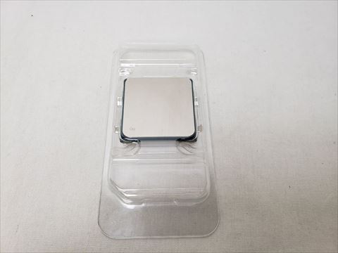 Ryzen 7 5700X3D バルク (8C/16T、3.0GHz(最大4.1)、105W、TOTAL Cache 100MB) 各サイトで併売につき売切れのさいはご容赦願います。