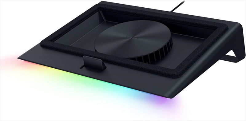 Razer Laptop Cooling Pad RC21-02300100-R3A1 2月7日発売